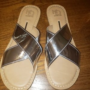 Euc New direction Silver sandals size 9.5m